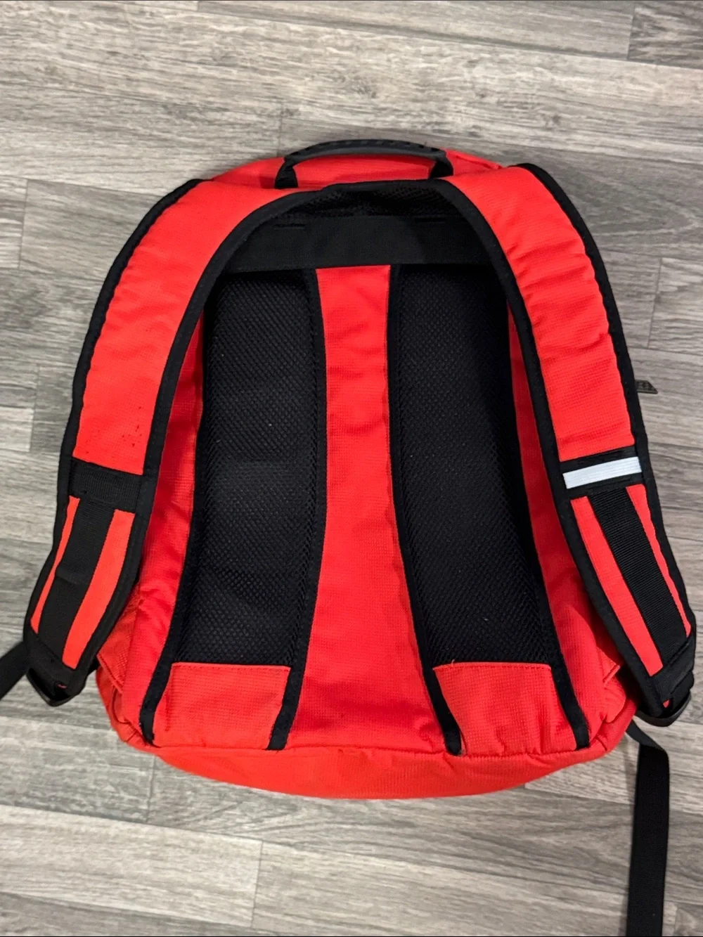 Puma Ferrari Scuderia Ferrari fanwear backpack, as is